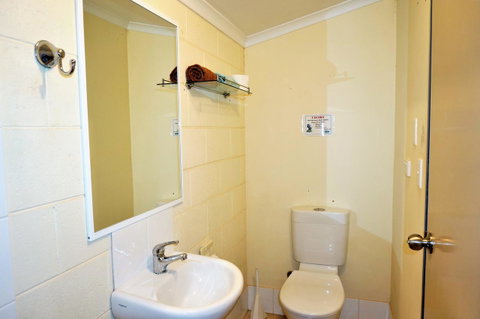 Osprey Holiday Village Unit 110 - Kingaroy Accommodation 20