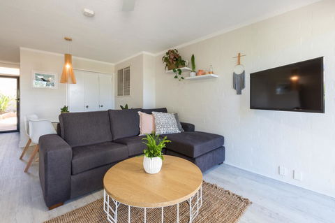 Number 72 Kalbarri Riverview Apartments - Kingaroy Accommodation 2