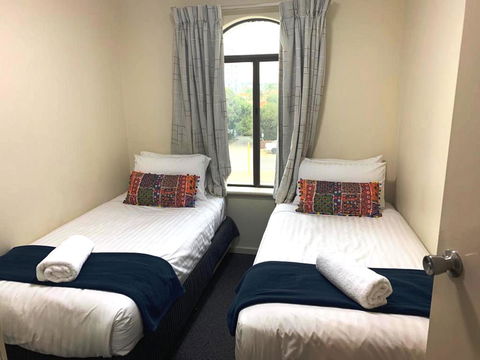 West Beach Lagoon 123 - Location & Views!!! - Kingaroy Accommodation 4