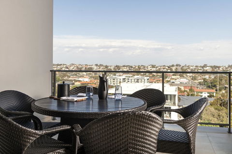 Ramada By Wyndham VetroBlu Scarborough Beach - Kingaroy Accommodation 9