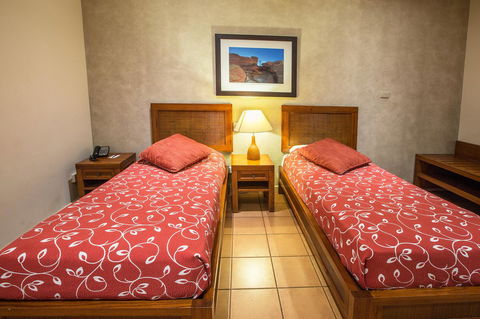 The Continental Hotel - Kingaroy Accommodation 38