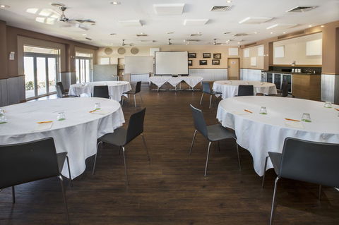 The Continental Hotel - Kingaroy Accommodation 19