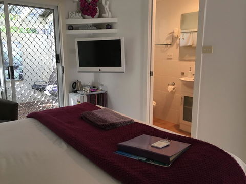 Nelson Bay Bed & Breakfast - Kingaroy Accommodation 21