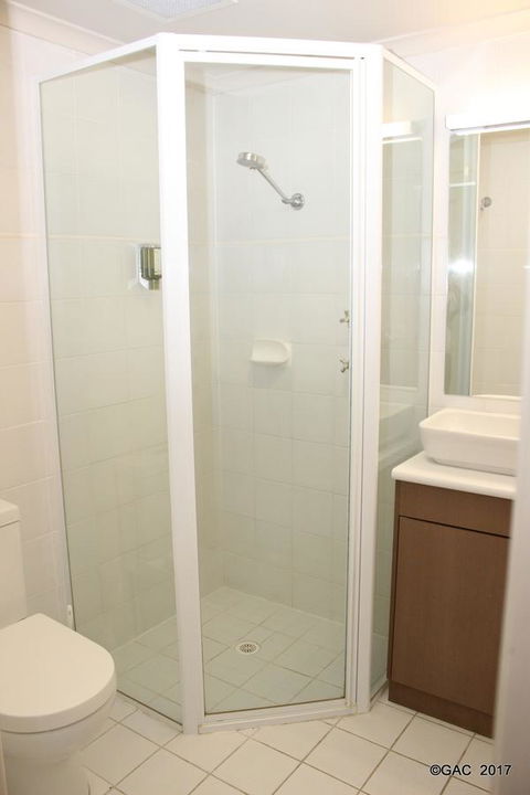 Mollymook Cove Apartments - Kingaroy Accommodation 36
