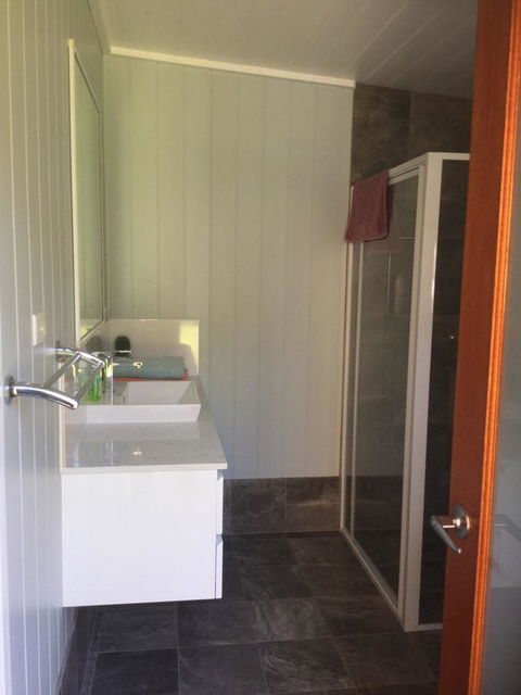 Jetz Bungalow - Kingaroy Accommodation 3