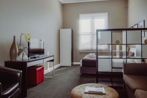 Crossroads Hotel - Kingaroy Accommodation 14