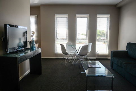Crossroads Hotel - Kingaroy Accommodation 16