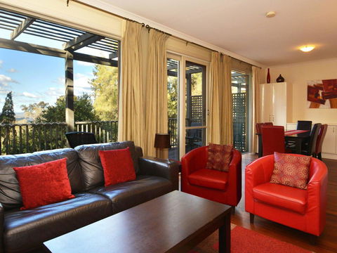 Villa Executive 2br Cypress DS Located Within Cypress Lakes Resort - Kingaroy Accommodation 0
