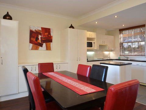Villa Executive 2br Cypress DS Located Within Cypress Lakes Resort - Kingaroy Accommodation 6