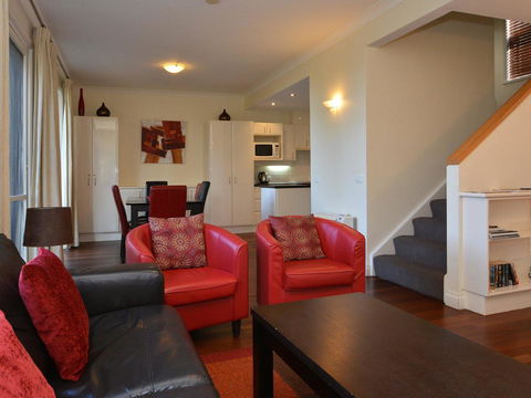Villa Executive 2br Cypress DS Located Within Cypress Lakes Resort - Kingaroy Accommodation 1