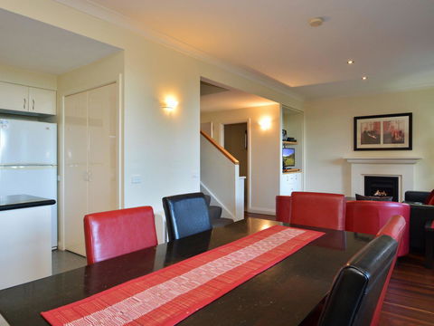 Villa Executive 2br Cypress DS Located Within Cypress Lakes Resort - Kingaroy Accommodation 5