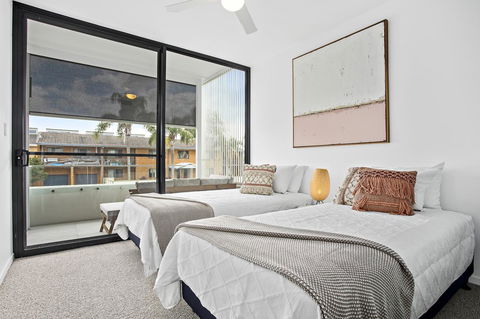 No 5 Rockpool 69 Ave Sawtell - Kingaroy Accommodation 8