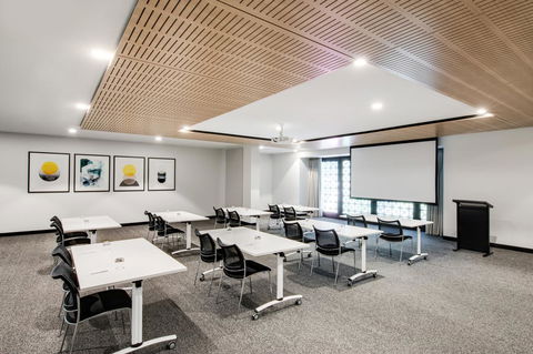 Vibe Hotel North Sydney - Kingaroy Accommodation 17
