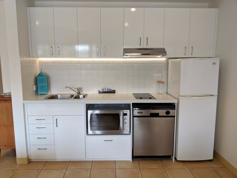 The Crest Byron Bay - Kingaroy Accommodation 9