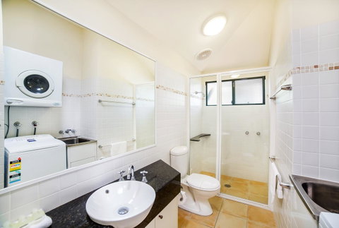The Crest Byron Bay - Kingaroy Accommodation 23