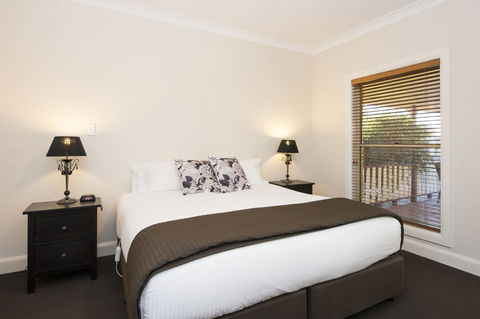 Colonial Court Villas - Kingaroy Accommodation 13