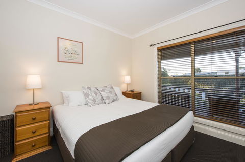 Colonial Court Villas - Kingaroy Accommodation 11