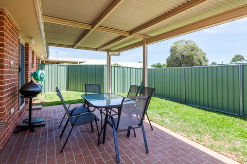Colonial Court Villas - Kingaroy Accommodation 0