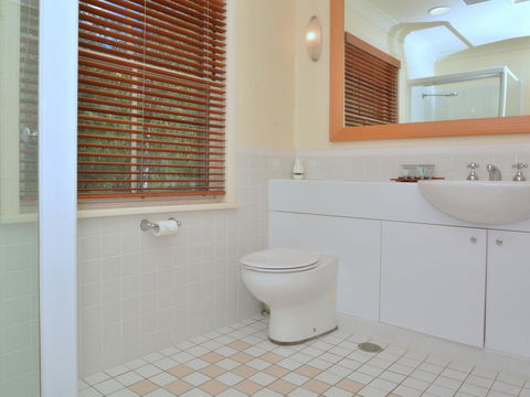 Villa 2br Prosecco Villa Located Within Cypress Lakes Resort - Kingaroy Accommodation 15