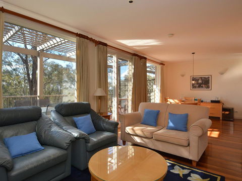 Villa 2br Prosecco Villa Located Within Cypress Lakes Resort - Kingaroy Accommodation 3