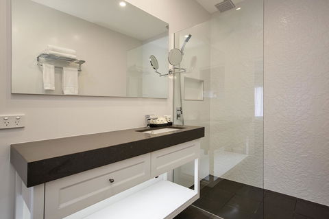 CH Boutique Hotel & Apartments, Ascend Hotel Collection - Kingaroy Accommodation 10