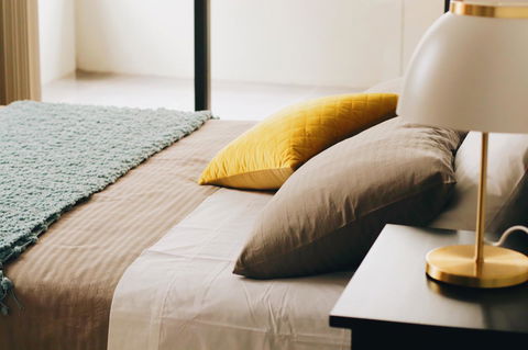 Modern & Cosy 2-Bedroom Apartment Hornsby - Kingaroy Accommodation 4