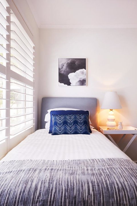 Bright And Spacious Family Home With Leafy Deck - Kingaroy Accommodation 26