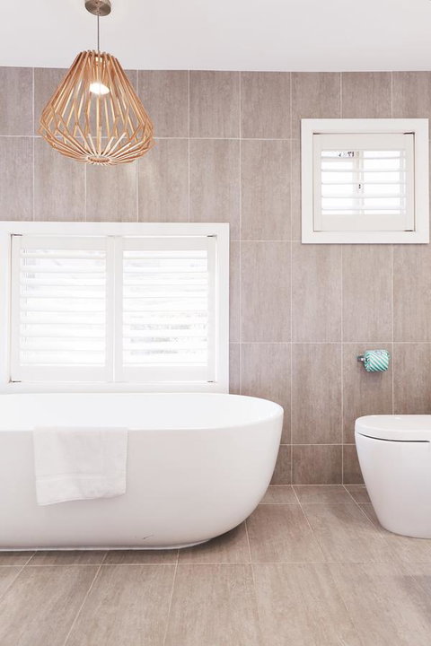 Bright And Spacious Family Home With Leafy Deck - Kingaroy Accommodation 9