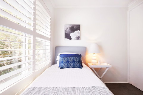 Bright And Spacious Family Home With Leafy Deck - Kingaroy Accommodation 25