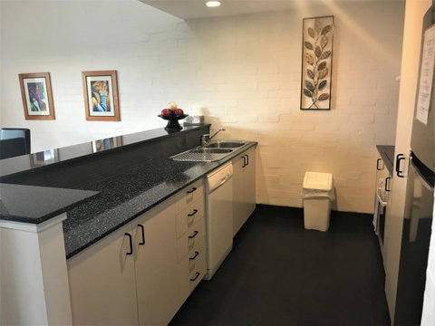 Mariner Bay Apartments - Kingaroy Accommodation 24
