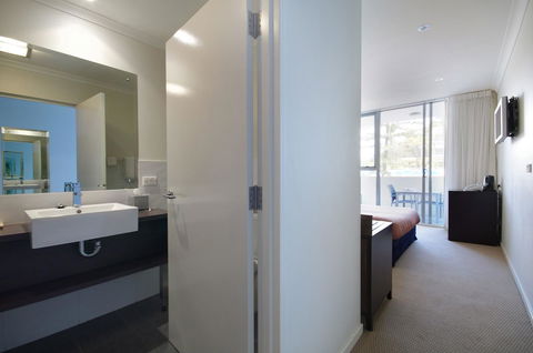 Macquarie Waters Boutique Apartment Hotel - Kingaroy Accommodation 24