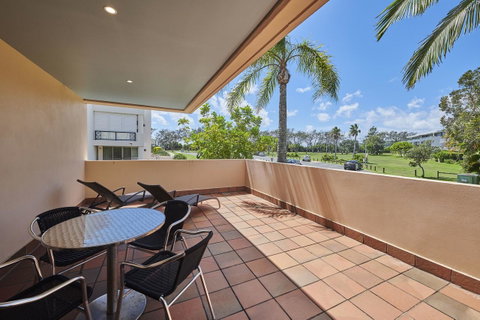 Waves Byron Bay - Kingaroy Accommodation 31