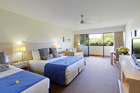 Waves Byron Bay - Kingaroy Accommodation 23