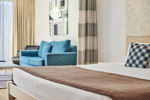 Waves Byron Bay - Kingaroy Accommodation 36