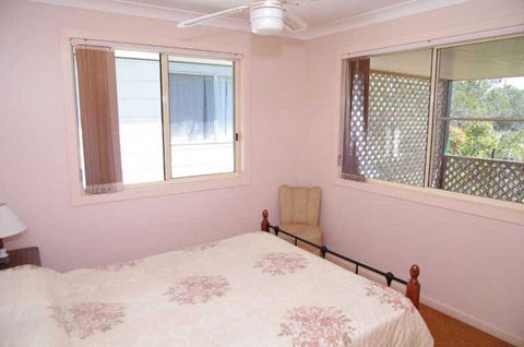 Bellhaven 2, 17 Willow Street - Kingaroy Accommodation 3