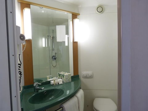 Ibis Thornleigh - Kingaroy Accommodation 4