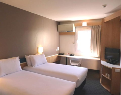 Ibis Thornleigh - Kingaroy Accommodation 24