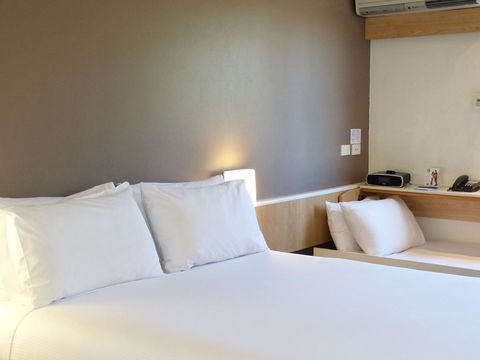 Ibis Thornleigh - Kingaroy Accommodation 21