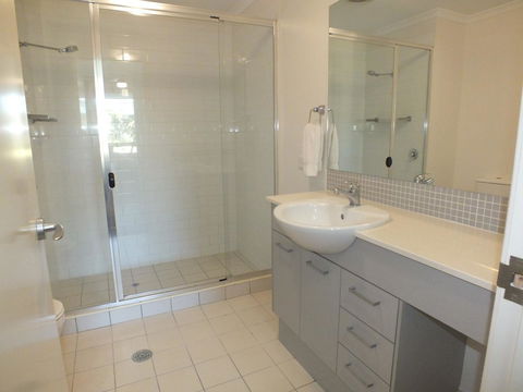 Pacific Marina Apartments - Kingaroy Accommodation 28