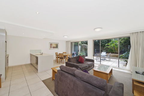 Flynns Beach Resort - Kingaroy Accommodation 2