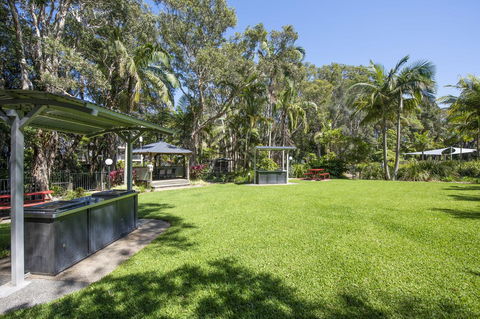 Flynns Beach Resort - Kingaroy Accommodation 9