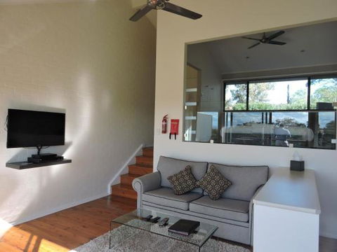 Wine Country Villas - Kingaroy Accommodation 18