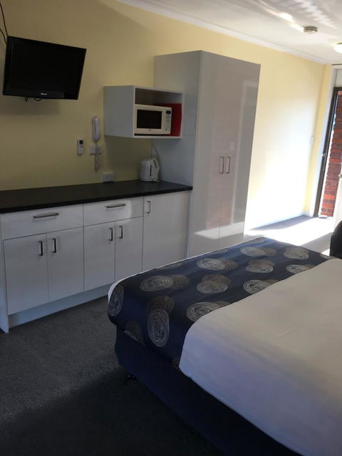 Pelican Motor Inn - Kingaroy Accommodation 1