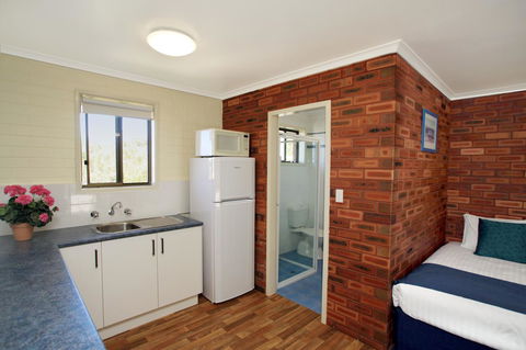 Pelican Motor Inn - Kingaroy Accommodation 36