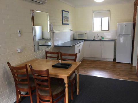 Pelican Motor Inn - Kingaroy Accommodation 13