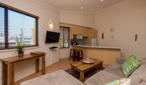 Byron Quarter Apartments - Kingaroy Accommodation 38