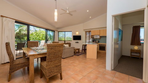 Byron Quarter Apartments - Kingaroy Accommodation 43