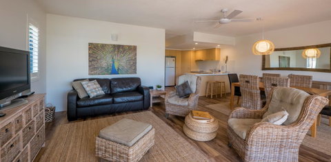 Byron Quarter Apartments - Kingaroy Accommodation 37