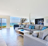 Neptune - Absolute Beachfront - Kingaroy Accommodation
