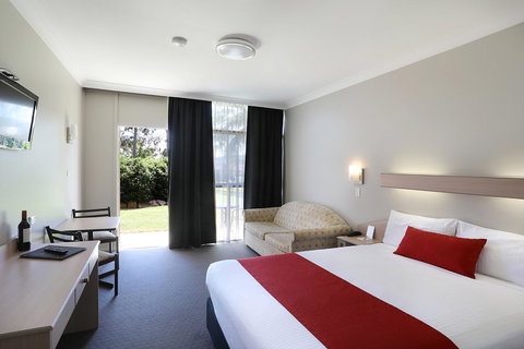 Econo Lodge Gateway Tamworth - Kingaroy Accommodation 0
